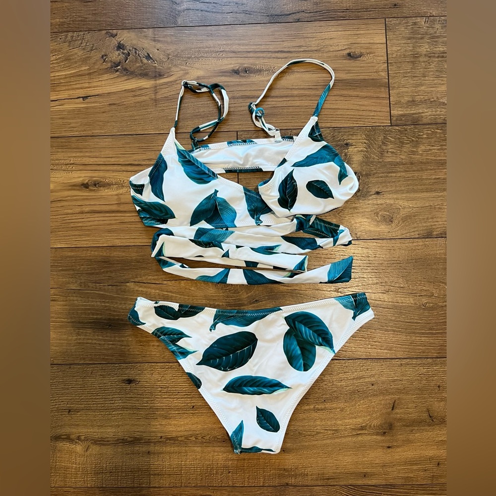 Green floral Cupshe bikini with long straps